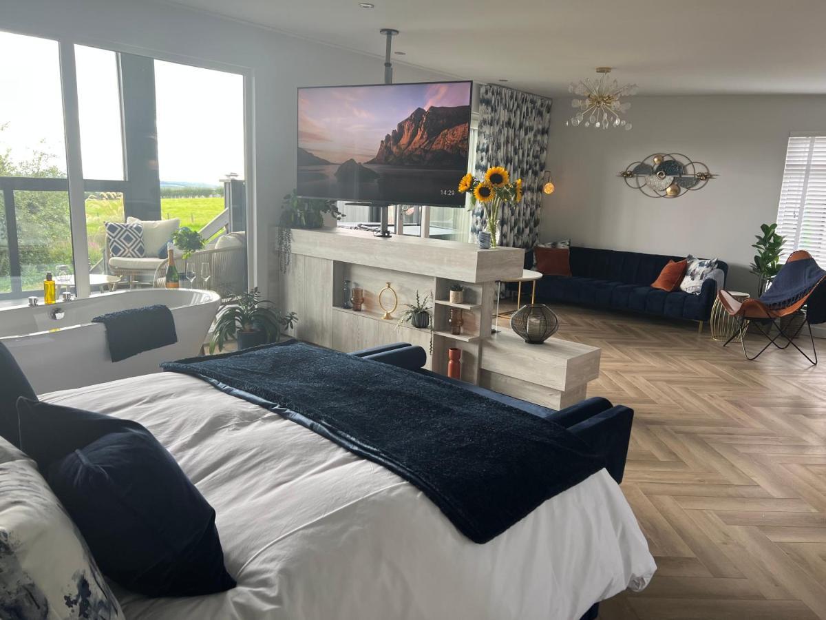 Loudoun Mains Luxury Lodges Newmilns المظهر الخارجي الصورة
