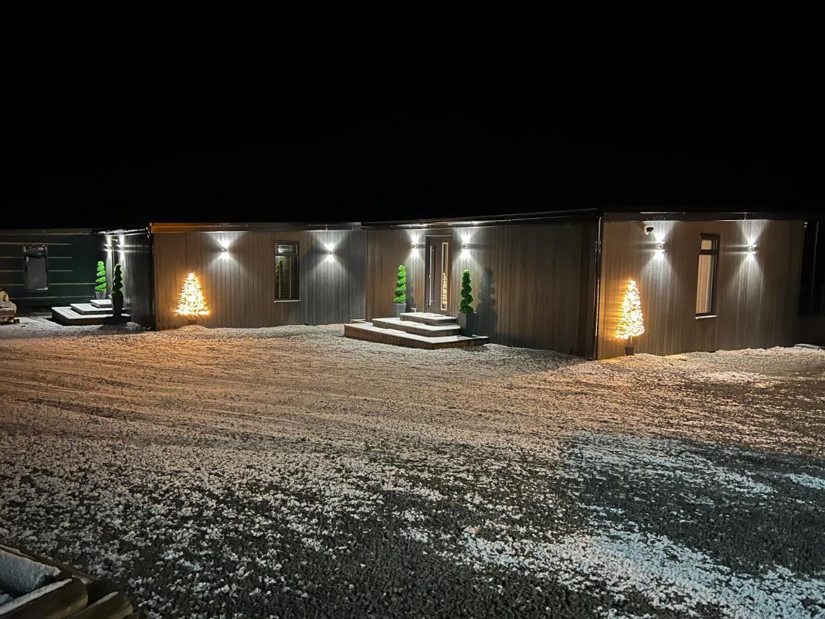 Loudoun Mains Luxury Lodges Newmilns المظهر الخارجي الصورة